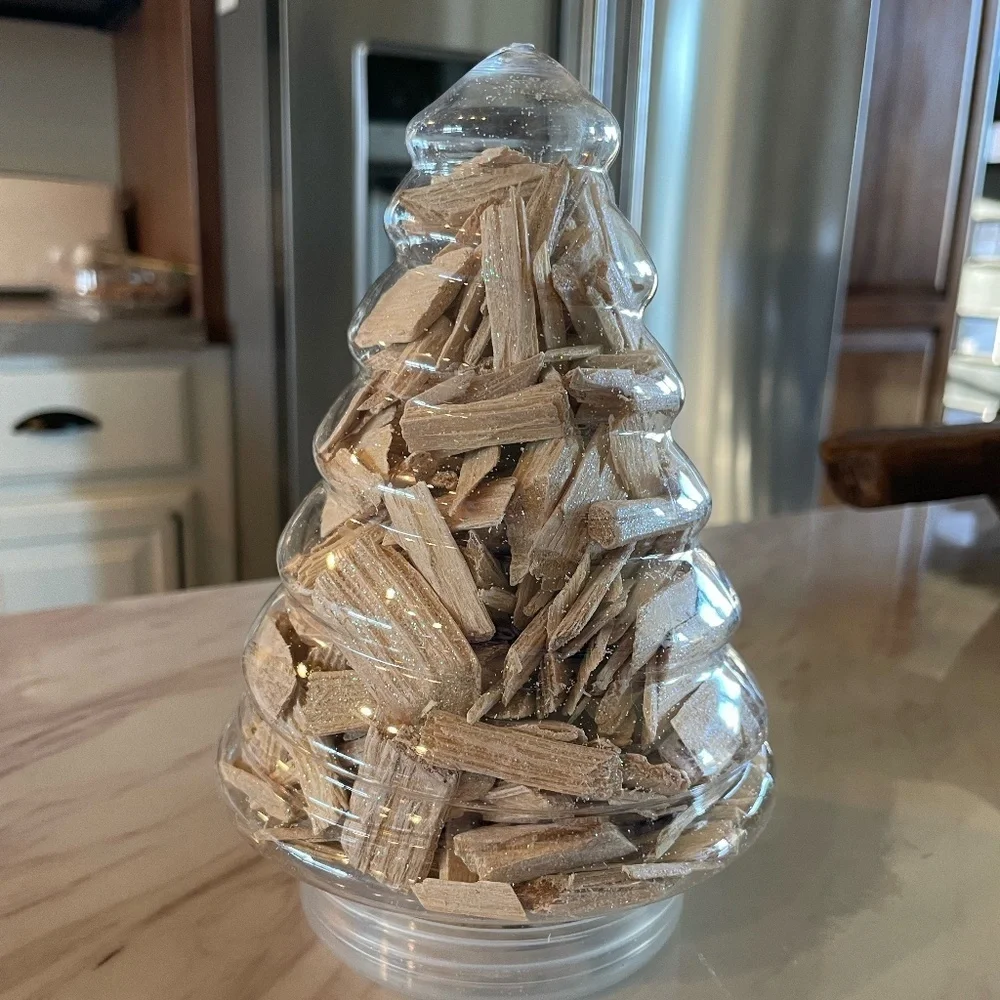 PIER 1 IMPORTS SPARKLE/GLITTER WOOD CHIPS TABLE SCATTER/BOWL FILLER